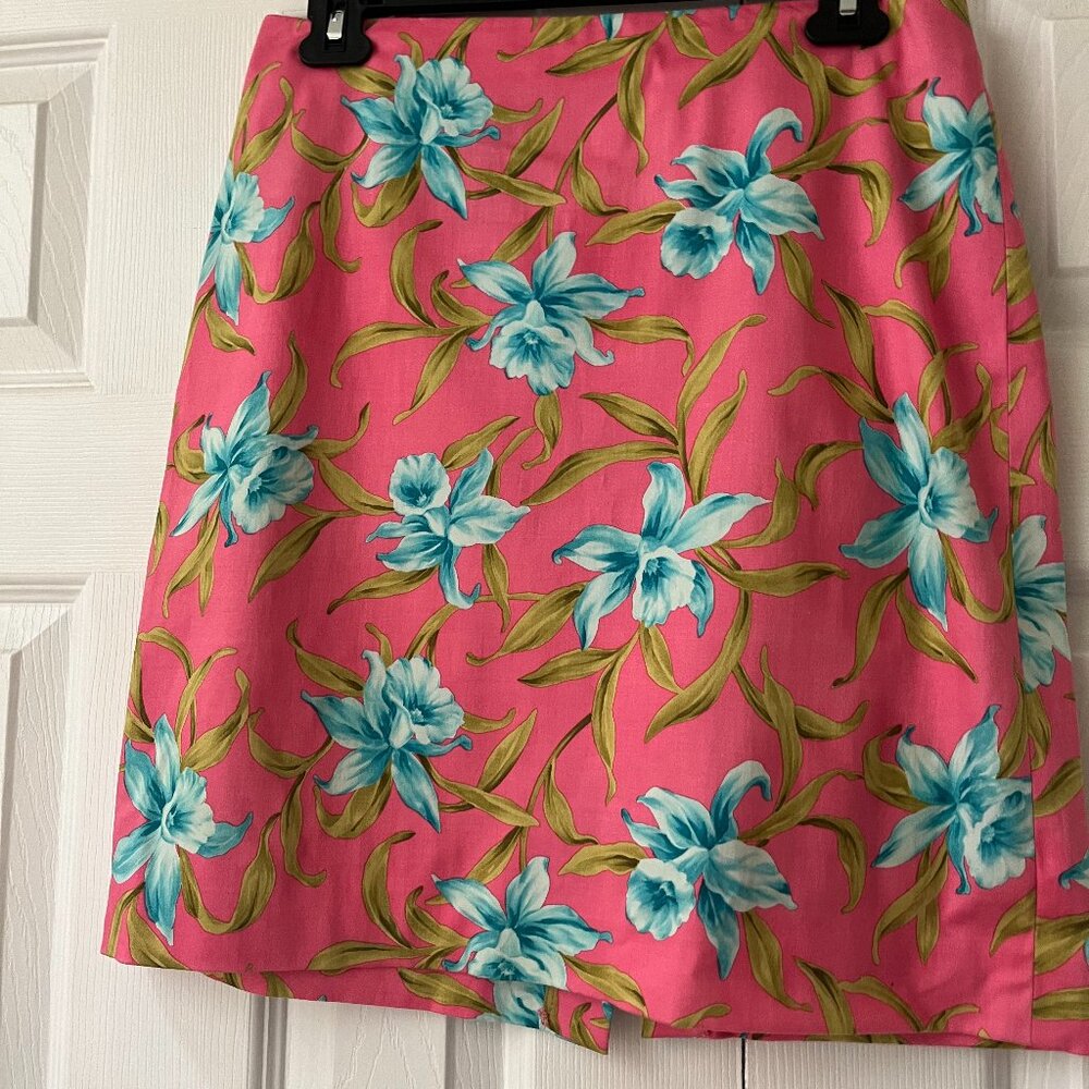 Jones New York Signature Knee Length Straight Skirt